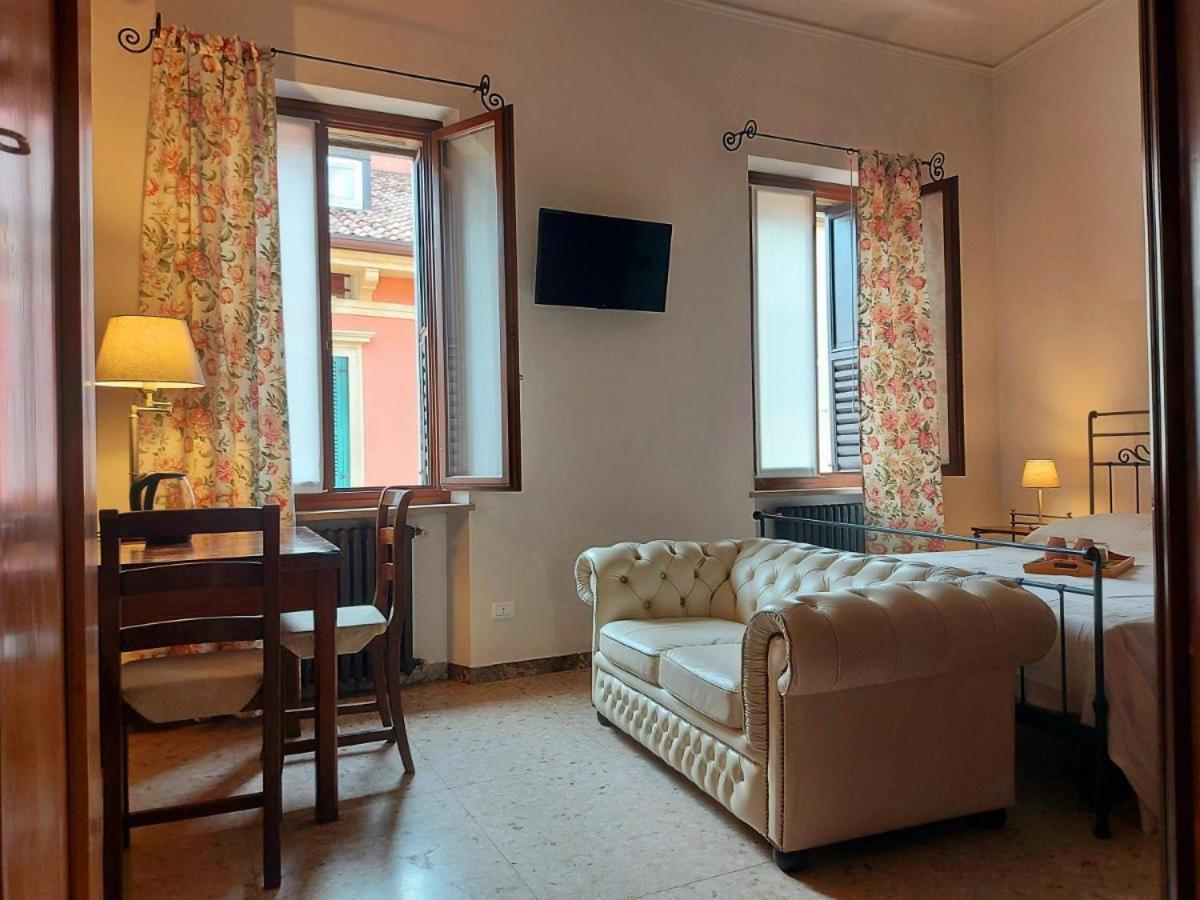 Elle Palace - Simply Elegant Verona Eksteriør billede